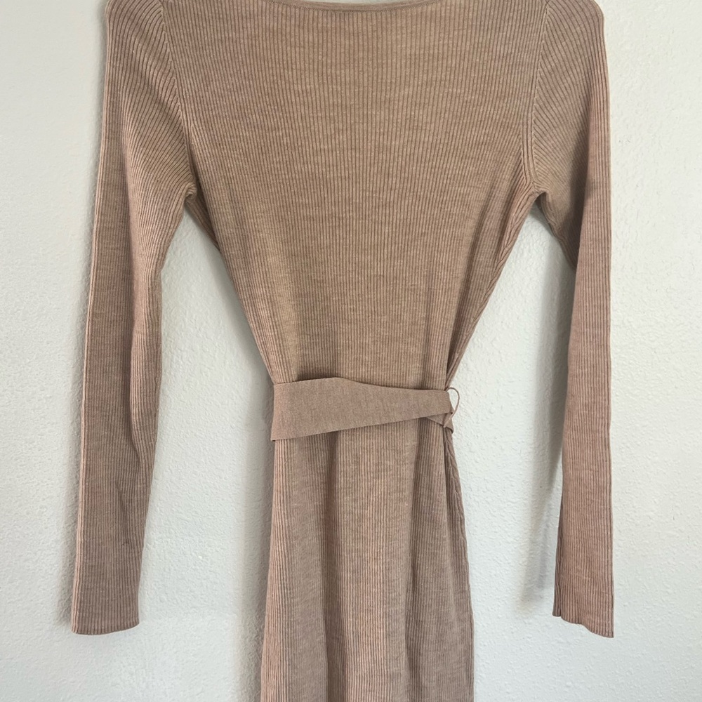 Babaton Ribbed V-Neck Tie-Waist Long Sleeve Dress - Beige - Picture 6 of 11
